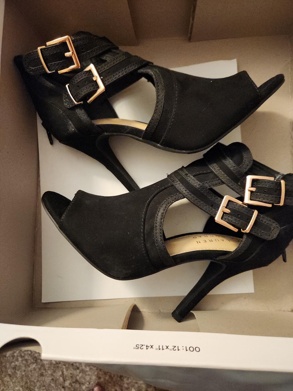 Lauren Conrad Black Strappy  Heels Women's 6. Nice, Like New Condition.